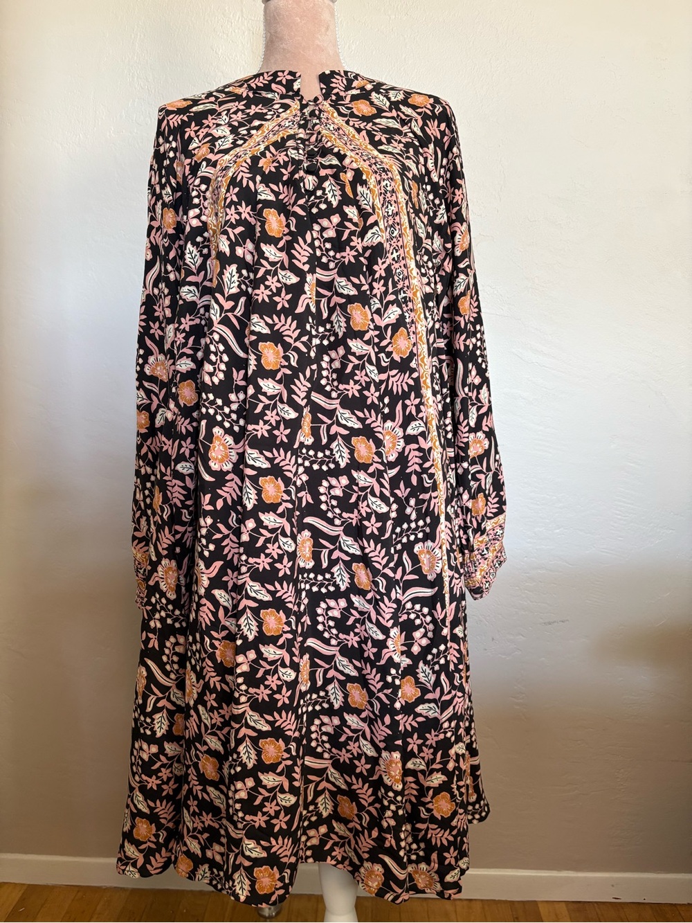 Natalie Martin Black Floral Long Sleeve Midi Dress